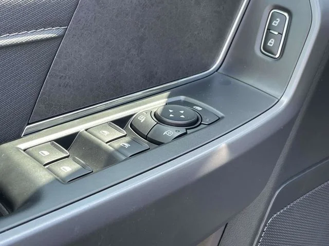 New 2026 Carbonized Gray Metallic Ford XLT image 17