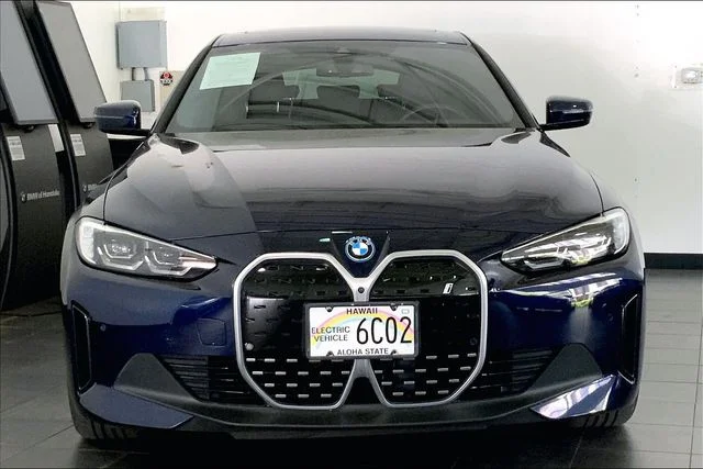 Used 2023 Tanzanite Blue II Metallic BMW eDrive35 image 3