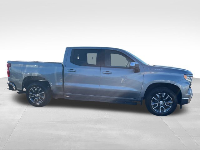 Used 2023 Gray Chevrolet LT image 6