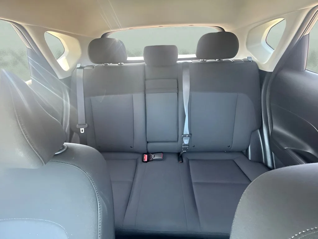 Used 2024 Blue Hyundai SEL image 9