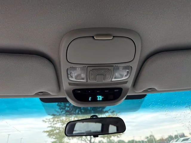Used 2008 Silver Shadow Pearl Toyota XLE image 21