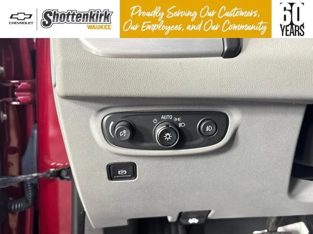 Used 2020 Red Quartz Tintcoat GMC SLT image 13
