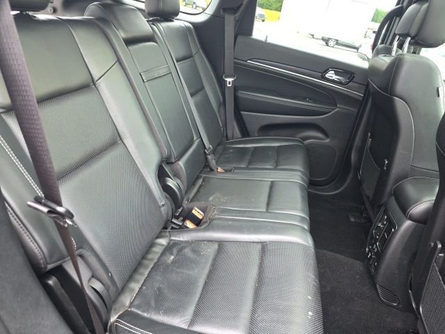 Used 2021 Diamond Black Jeep Limited image 12