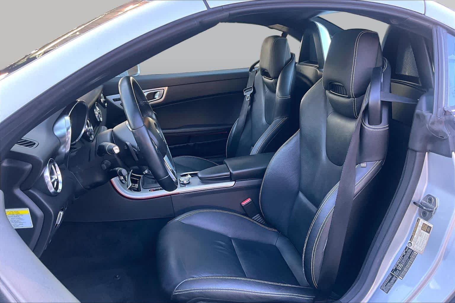 Pre-Owned 2013 Mercedes-Benz SLK 250