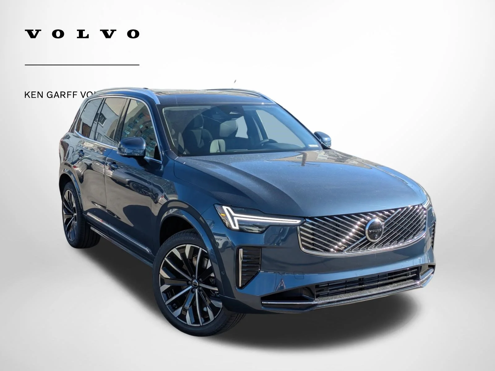 2026 Volvo XC90 T8 Recharge Plus Bright 6-Seater 4WD's photo