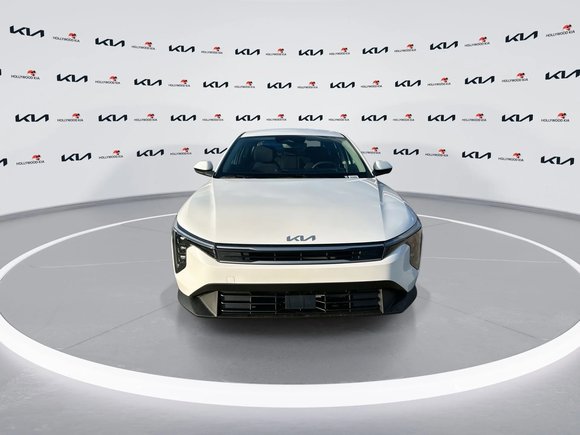 New 2026 Snow White Pearl Kia LXS image 3
