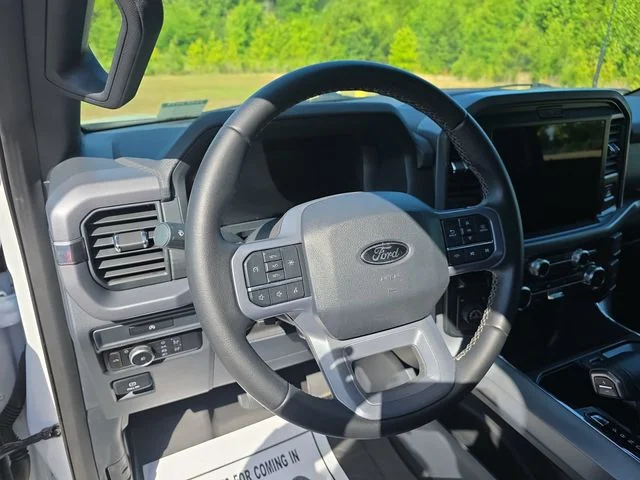 Used 2025 White Ford XLT image 16