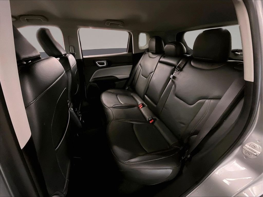 Used 2022 Silver Jeep Limited image 30