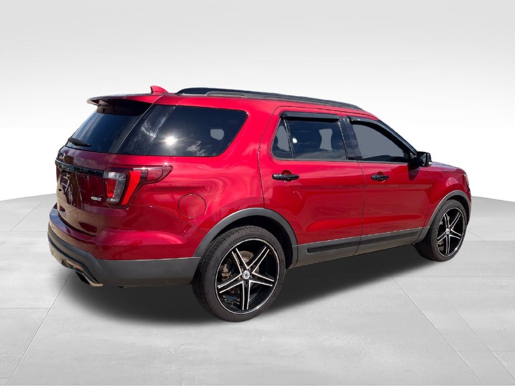 Used 2016 Red Ford Sport image 5