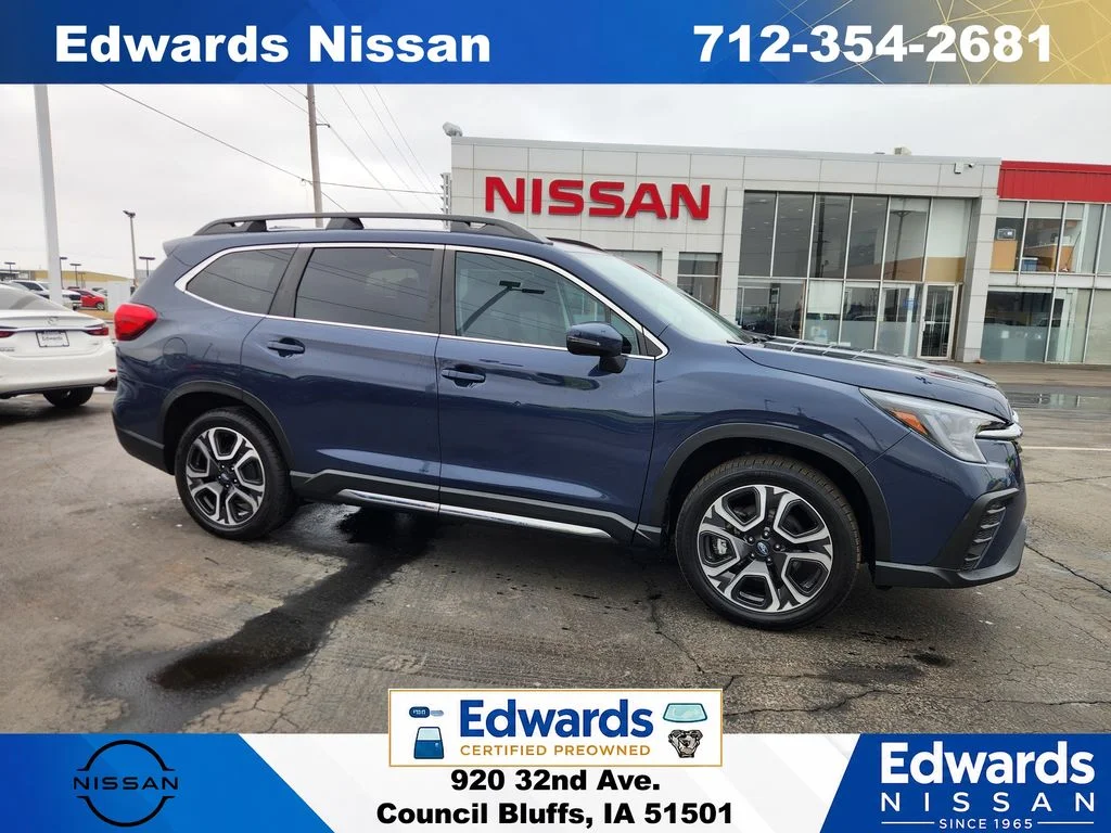 2023 Subaru Ascent Limited 7 Passenger's photo
