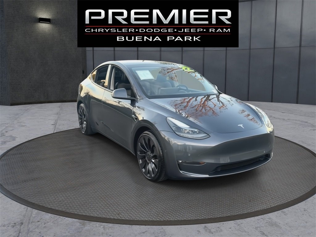 Used 2022 Tesla Model Y Performance with VIN 7SAYGDEF1NF565579 for sale in Buena Park, CA