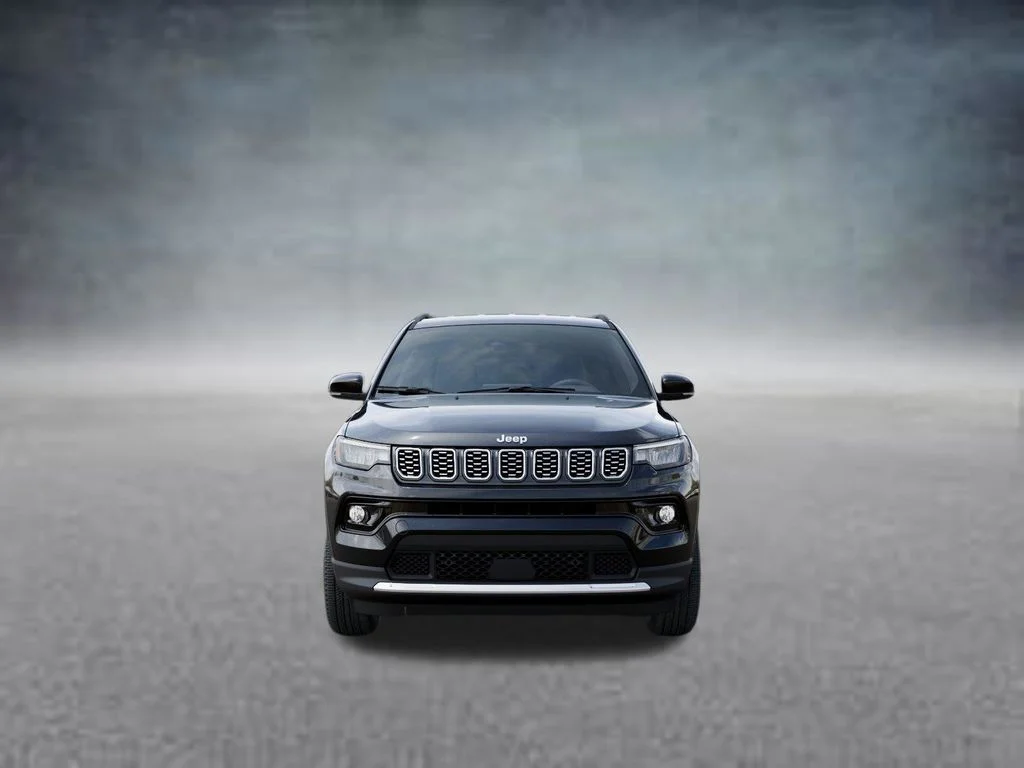 New 2026 Diamond Black Crystal Pearl-Coat Exterior Paint Jeep Limited image 6