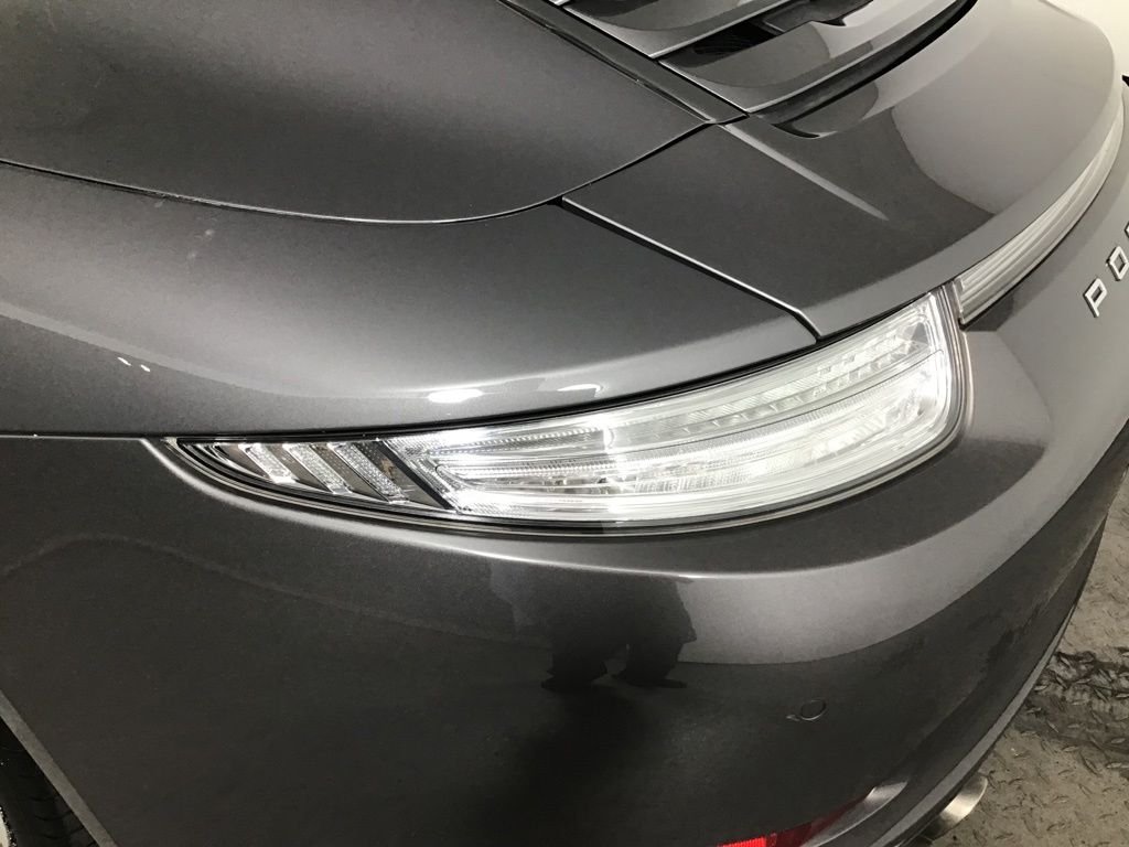 Certified Used 2015  Porsche Carrera 4S image 19