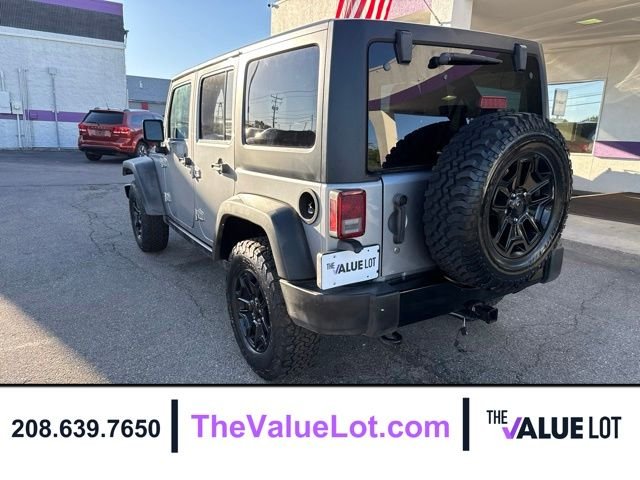 Used 2015 Silver Jeep Unlimited Sport image 6