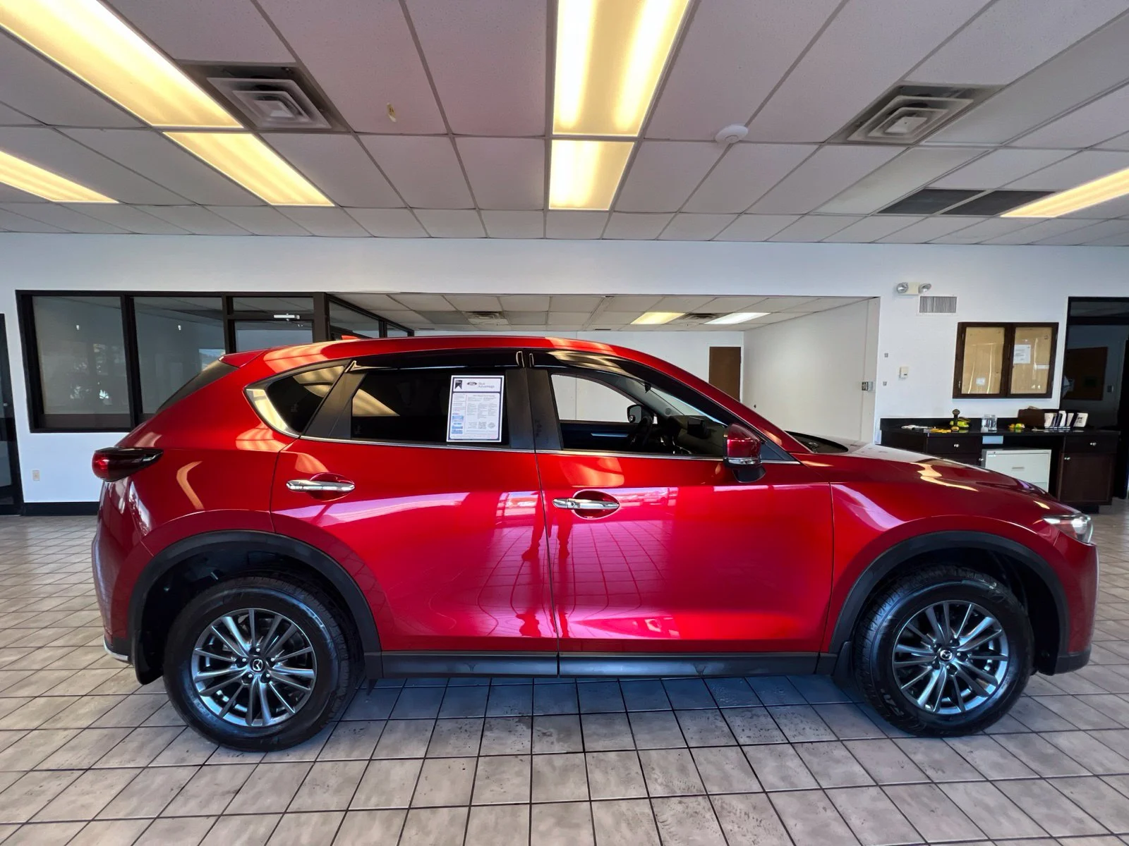 Used 2021 Soul Red Crystal Metallic Mazda Touring image 3
