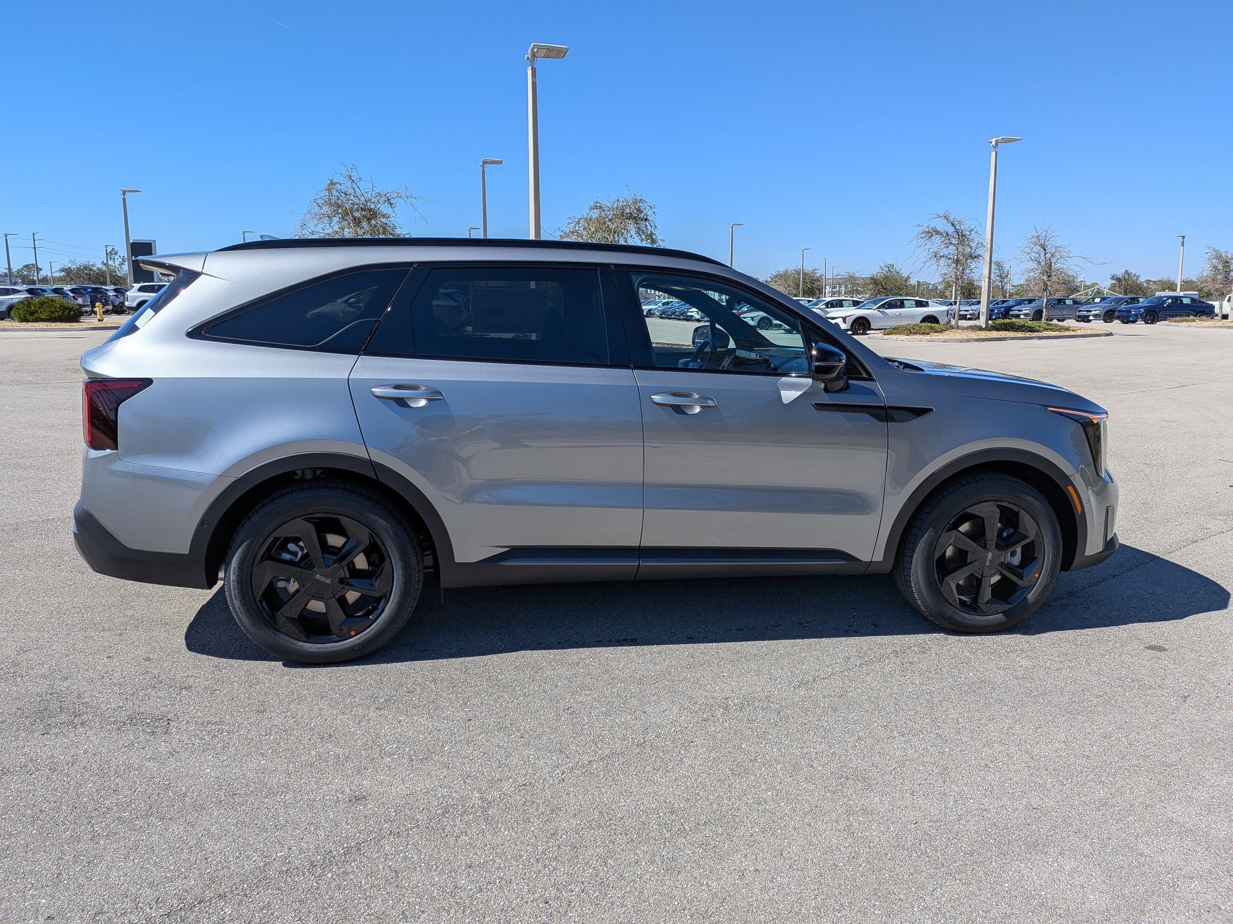 New 2026 Steel Gray Kia X-Line SX Prestige AWD image 4