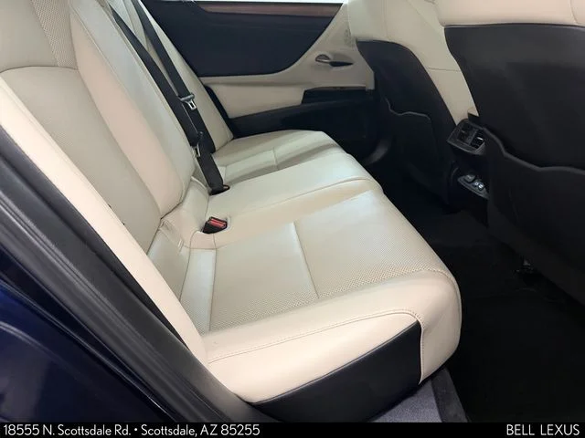 Certified Used 2024  Lexus 350 image 13