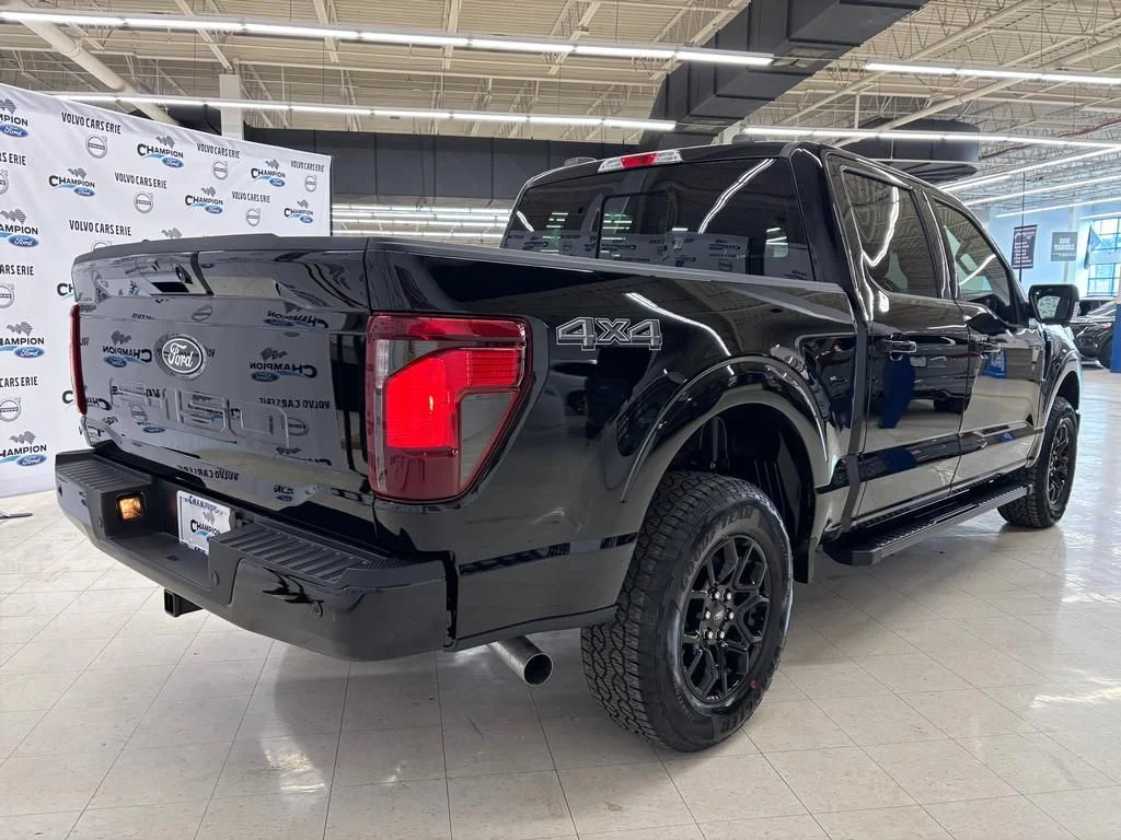 New 2026 Agate Black Metallic Ford XLT image 8