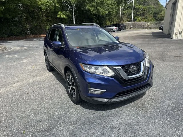 Used 2019 Blue Nissan SL image 3