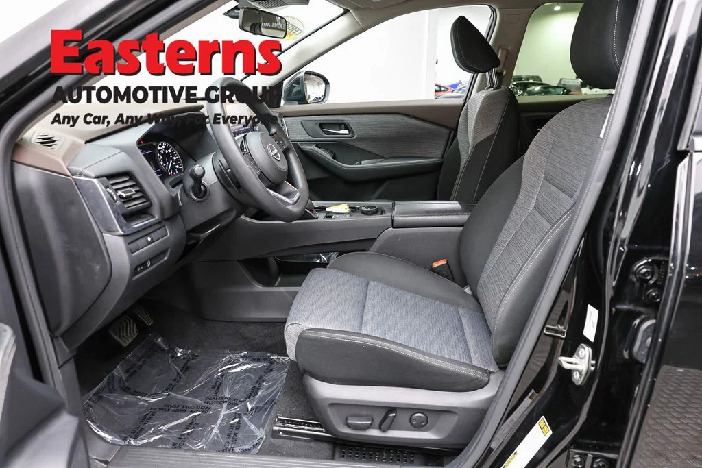 Used 2023 Black Nissan SV image 13