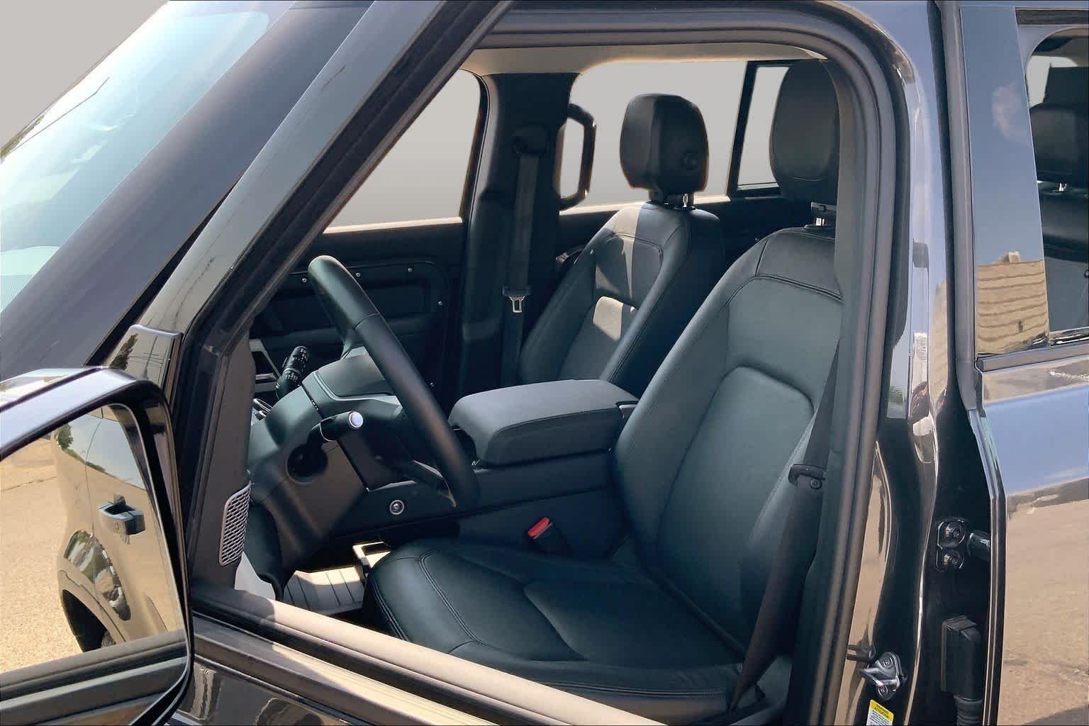 Used 2024 Carpathian Grey Premium Metallic Land Rover S image 7