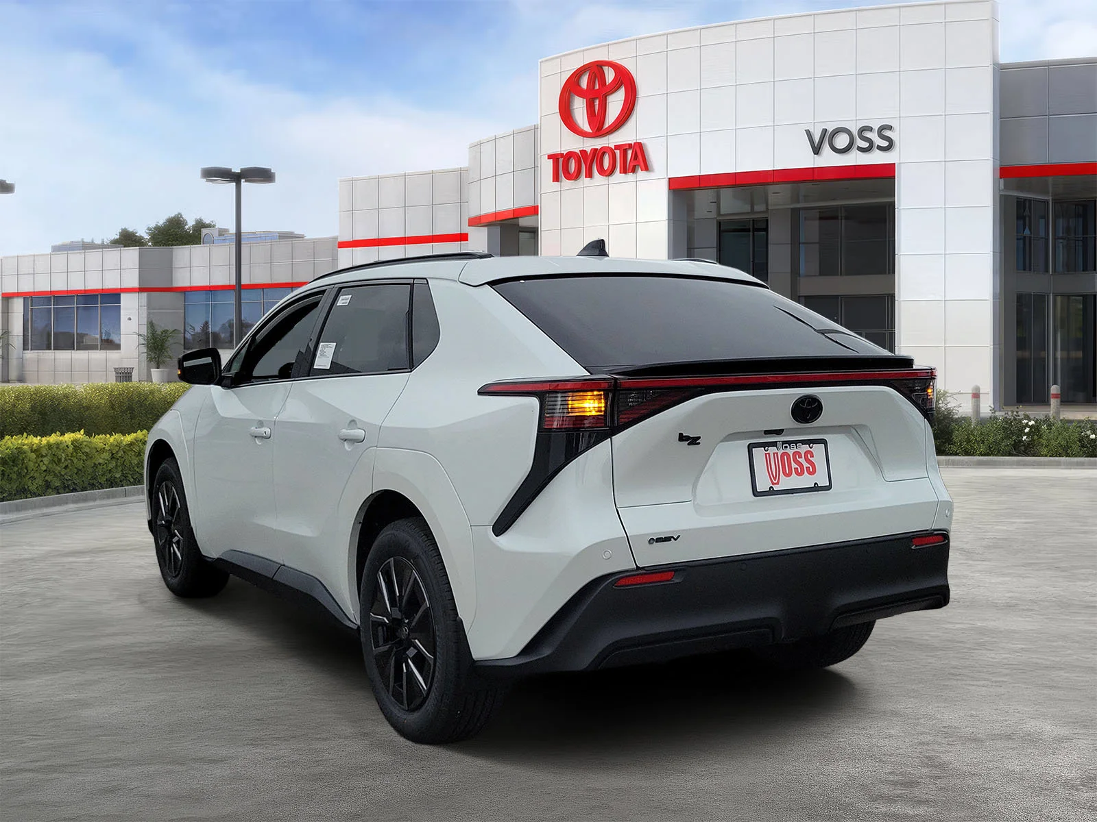 New 2026 Wind Chill Pearl Toyota XLE Plus image 3
