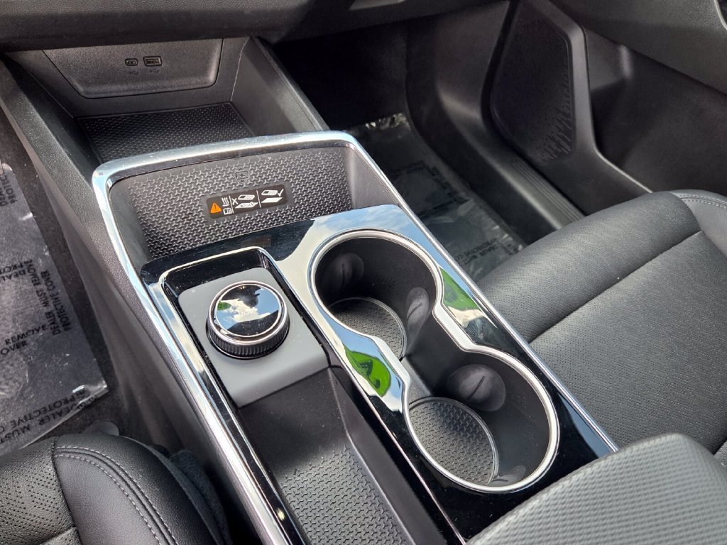 2026 Chevrolet Equinox LT - Photo 25