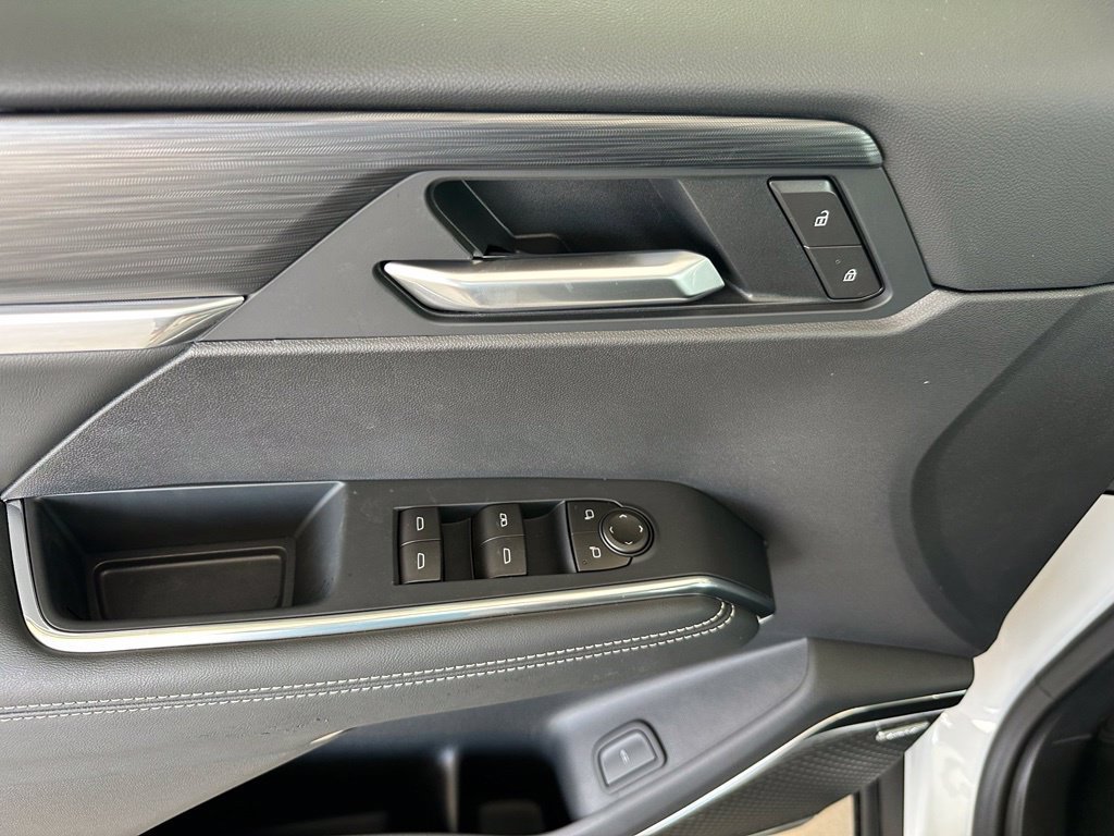 2026 GMC Acadia Elevation - Photo 11