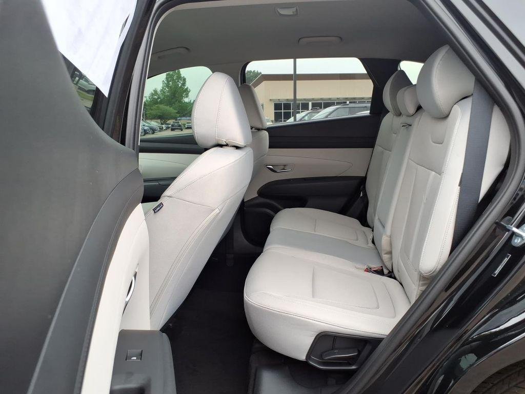 New 2026 Black Hyundai SEL FWD image 9