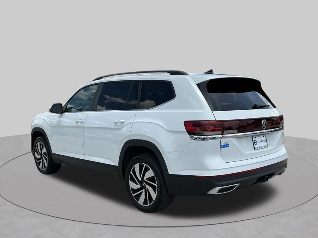 Used 2024  Volkswagen 2.0T SE w/Technology image 5