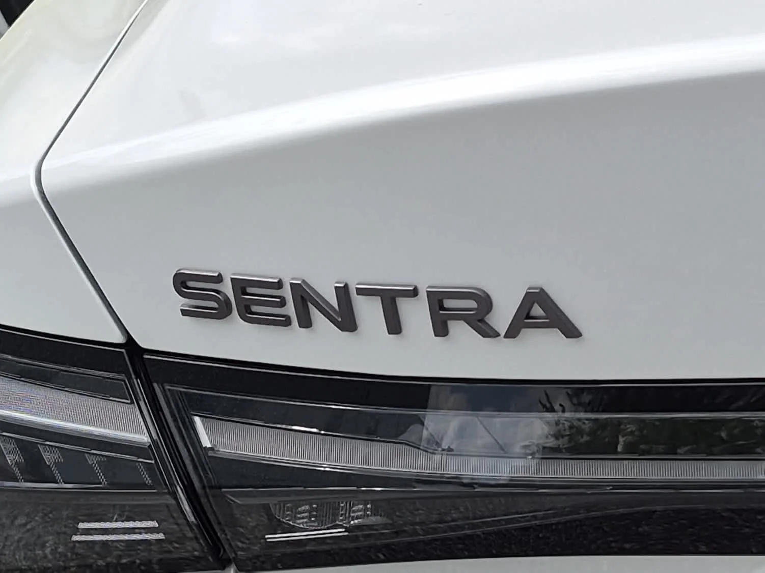 New 2026 Aspen White Tricoat Nissan SL image 19