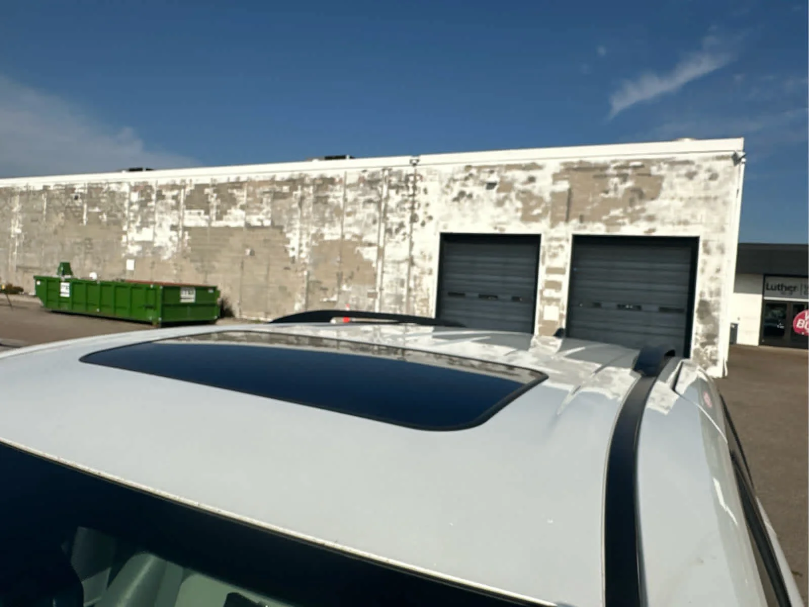 Used 2022 Wind Chill Pearl Toyota XLE image 2