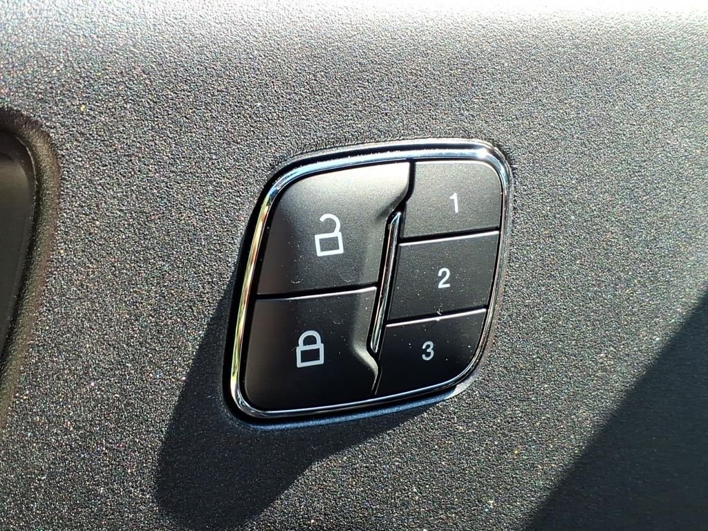 New 2026 Carbonized Gray Metallic Ford Badlands® image 18