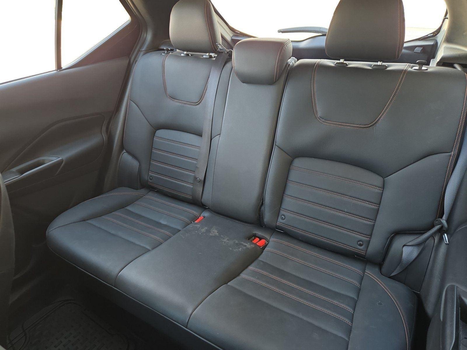 Used 2019 Aspen White Nissan SR image 23