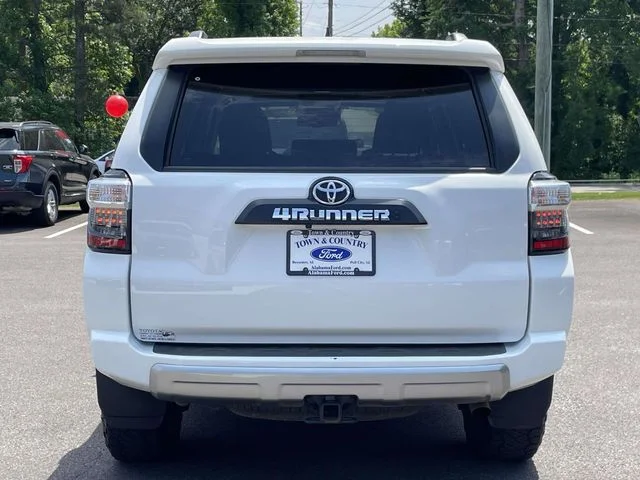 Certified Used 2024 Ice Toyota TRD Off-Road Premium image 28