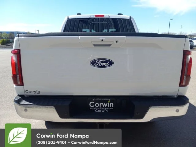 New 2026 Oxford White Ford Lariat image 4