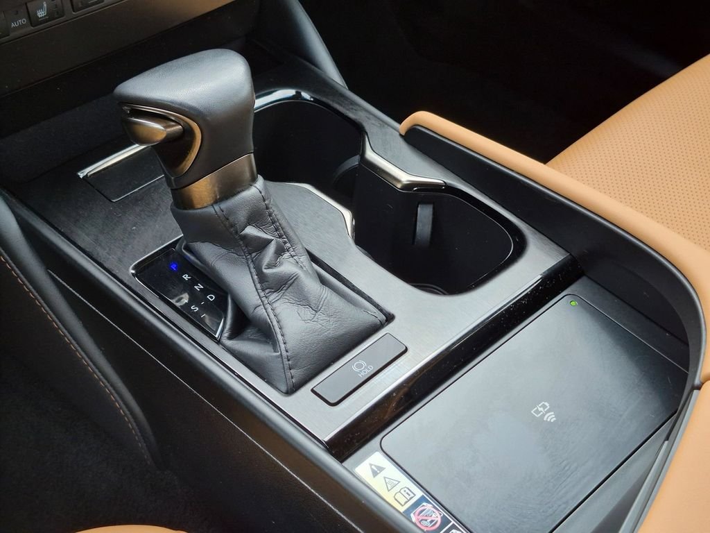 Used 2024 Black Lexus 350 image 17