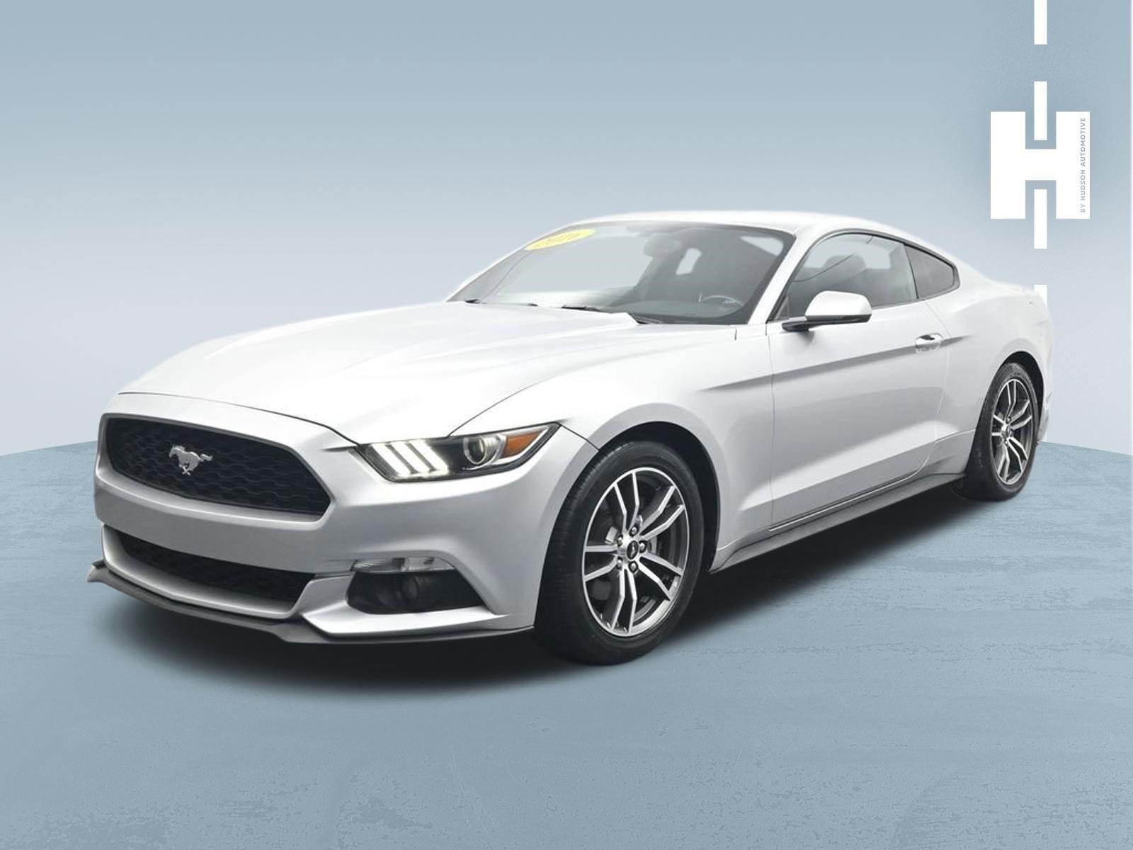 2016 Ford Mustang EcoBoost Coupe Premium's photo