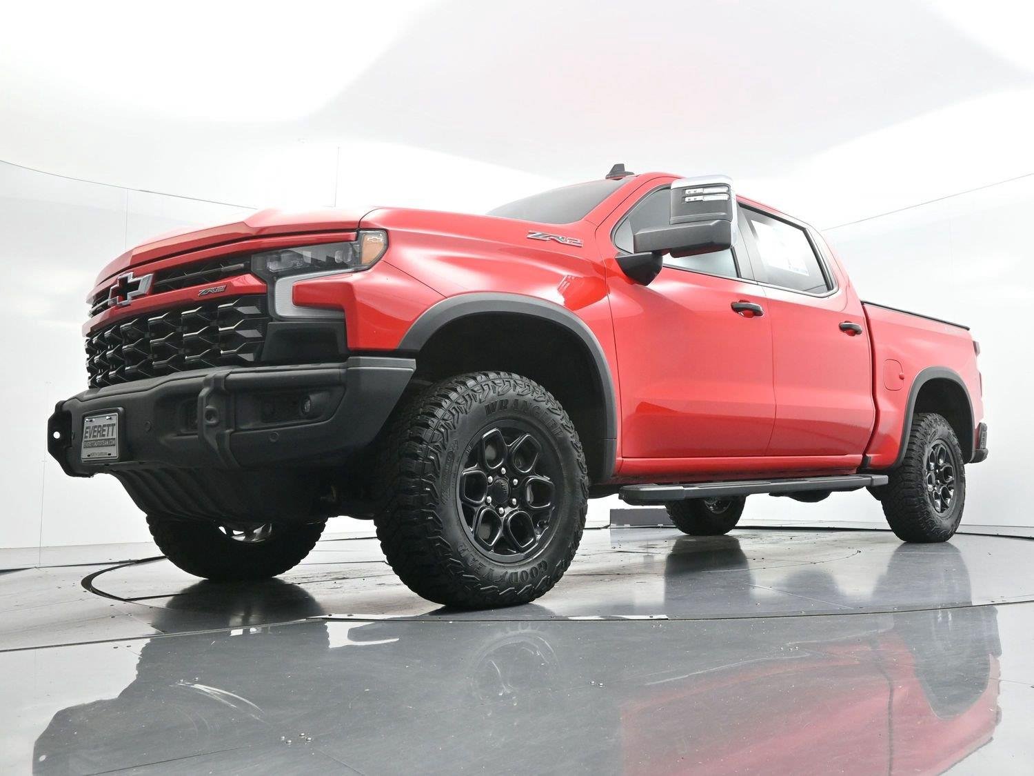 Used 2024 Red Hot Chevrolet ZR2 image 50