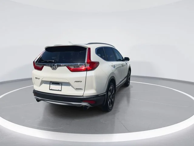 Used 2018  Honda Touring image 7