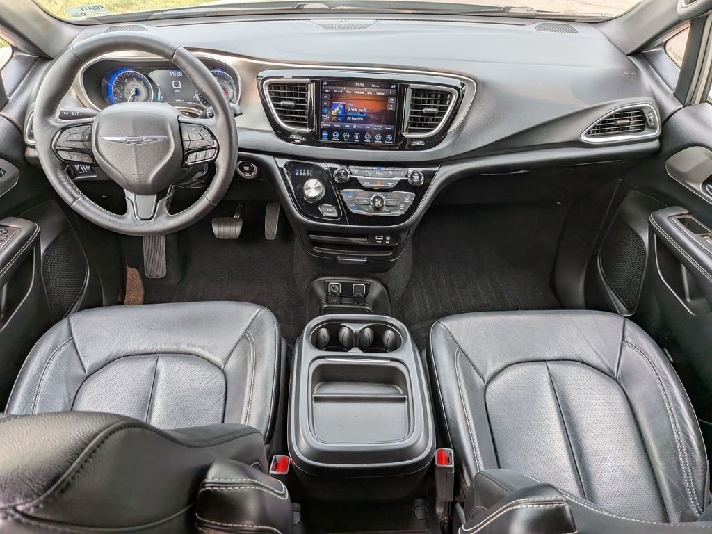 Used 2020 White Chrysler Launch Edition image 25