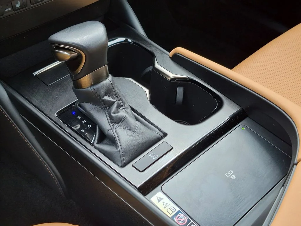 Used 2024 Black Lexus 350 image 17