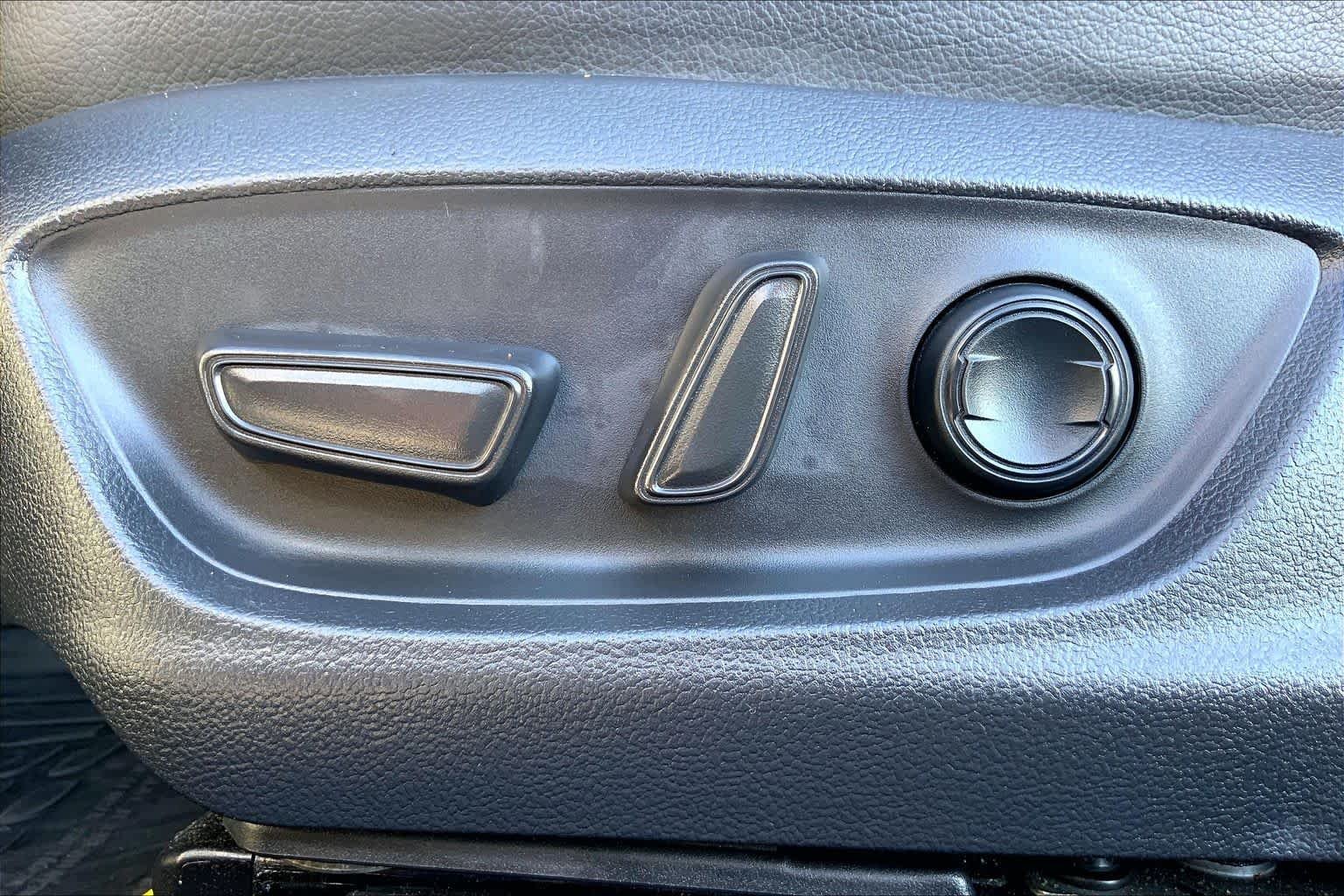 Used 2020 Celestial Silver Metallic Toyota SE image 34