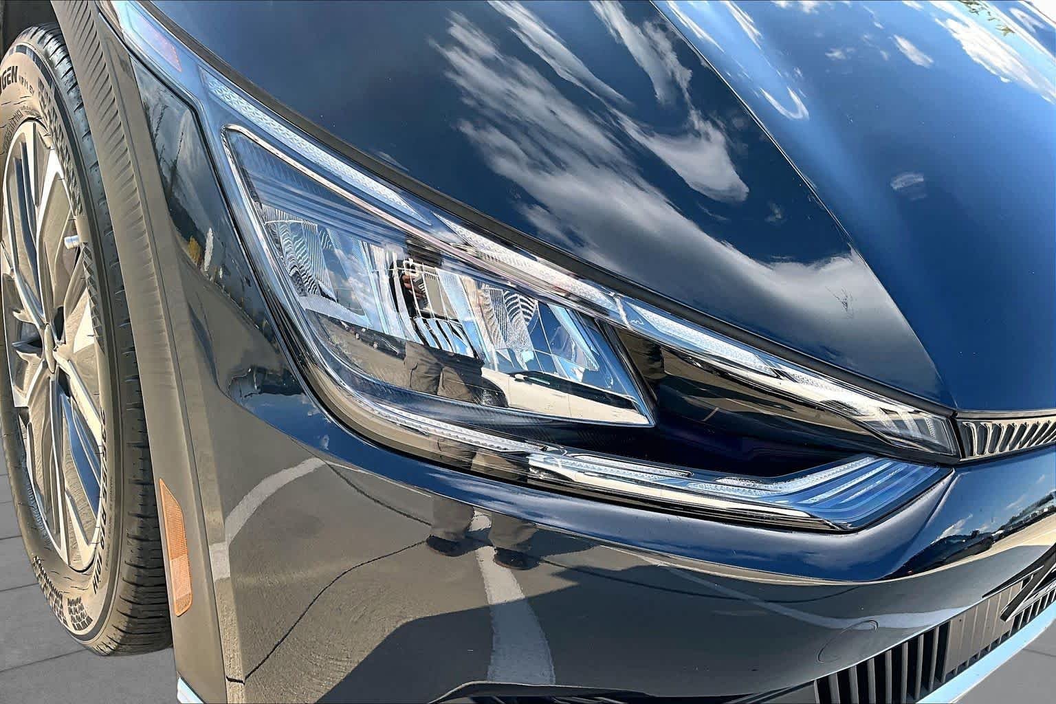 Used 2024 Gravity Blue Kia Light Long Range image 27