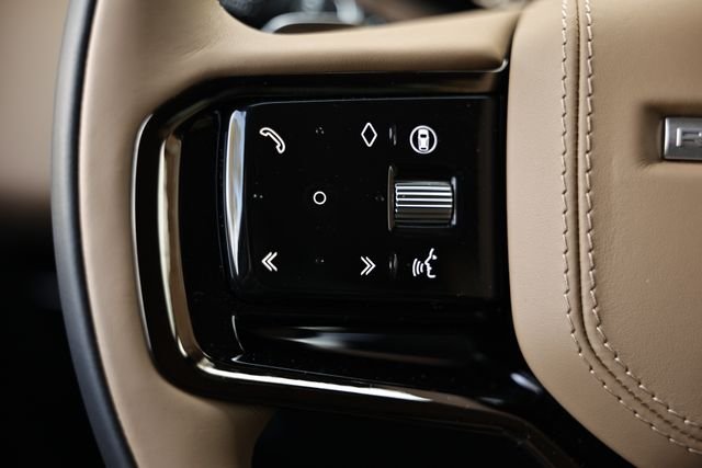 New 2026 Fuji White Land Rover Dynamic SE image 45