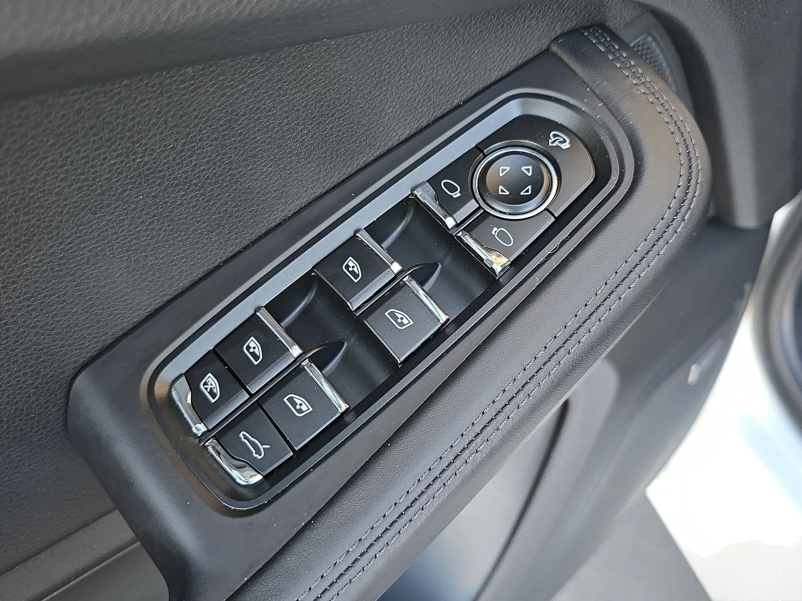 Used 2020 White Porsche GTS image 29