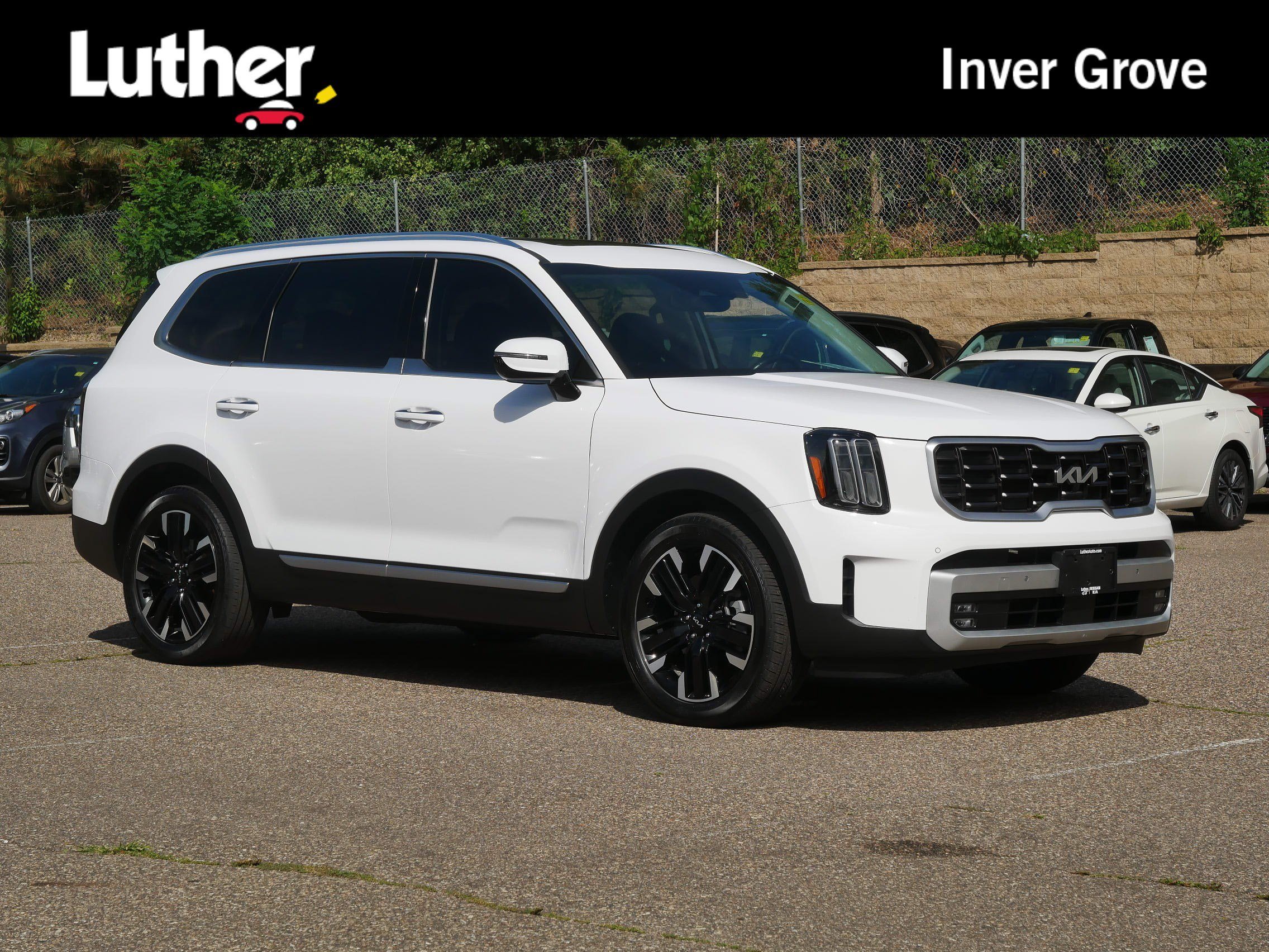 Certified Used 2024 Glacial White Pearl Kia SX image 1