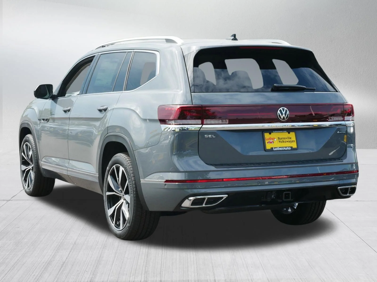 New 2026 Pure Gray Volkswagen 2.0T SEL Premium R-Line image 3