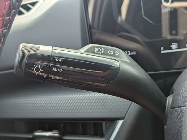 New 2026 Snow White Pearl Kia GT-Line image 26