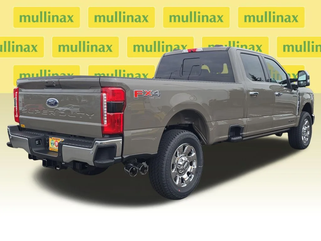 New 2026 Gray Ford Lariat image 3